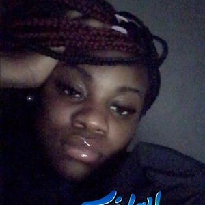 Meet your Posher, Desirae